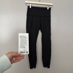 Wunder Train HR Tight 25" *Hem Slit